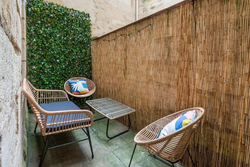 Charmant Cocon Avec Jacuzzi - Bordeaux Centre エクステリア 写真